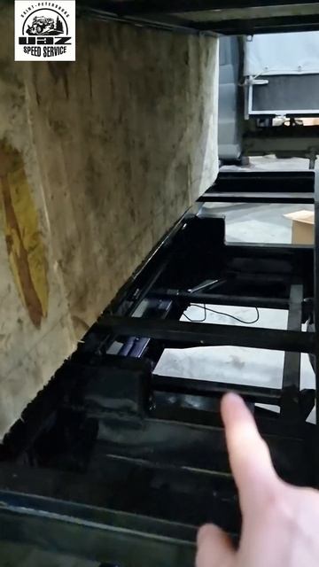 УАЗ Буханка ПОЛБАТОНА - Ставим клетку и зашиваем алюминием