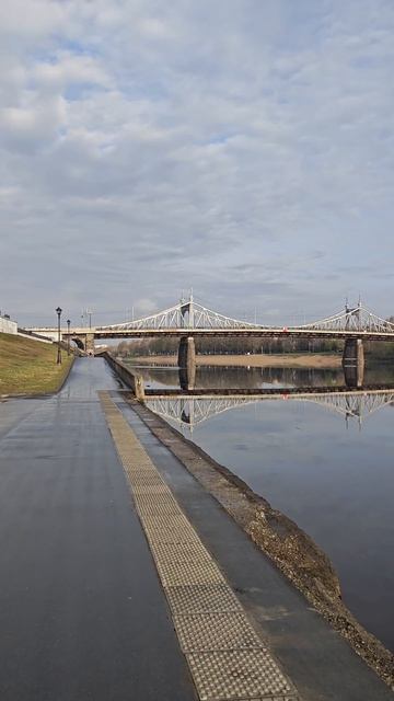 Россия, г.Тверь 16.04.26, 7:30 утра, +8°С Парни! Сказал - как отрезал!