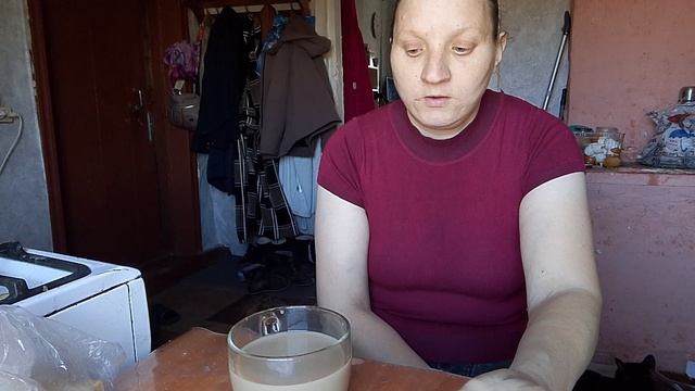 Приехала из города ,сижу пью кофе и болтаю свами