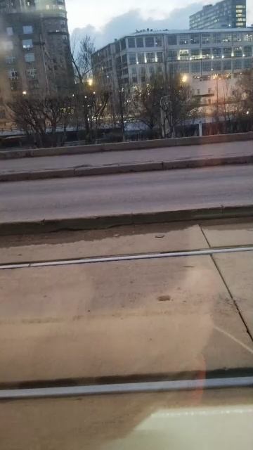 Поездки в общественном транспорте | 16-апр-2026