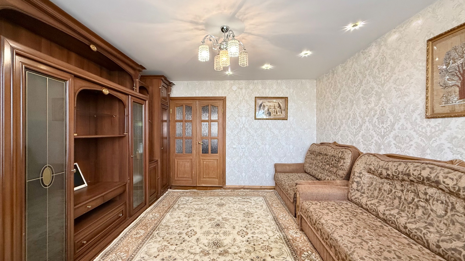 В продаже трёхкомнатная квартира в СЗР