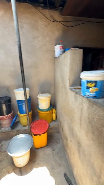 ЗАХОДИМ В ХАТУ К ЗАНЗИБАРЦАМ