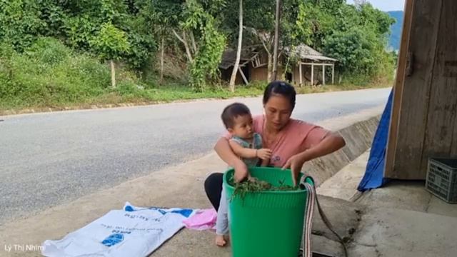 Мать-одиночка борется с бездомностью