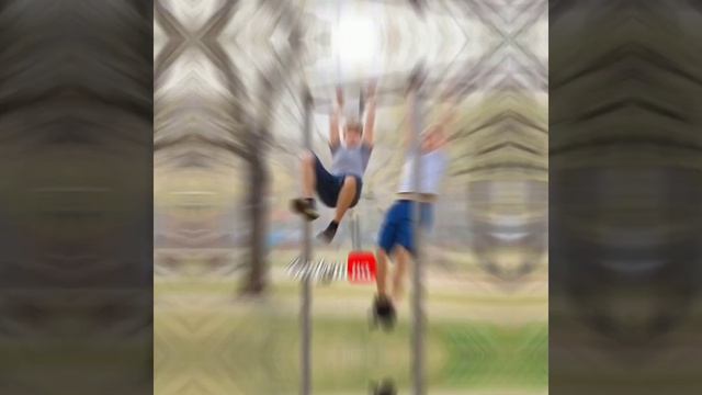 Как влияет общество на человека?