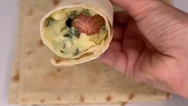 Трубочки с сосиской, пюре и сыром Лаваш с сосиской Вкусный рецепт Короткий рецепт Видео рецепты