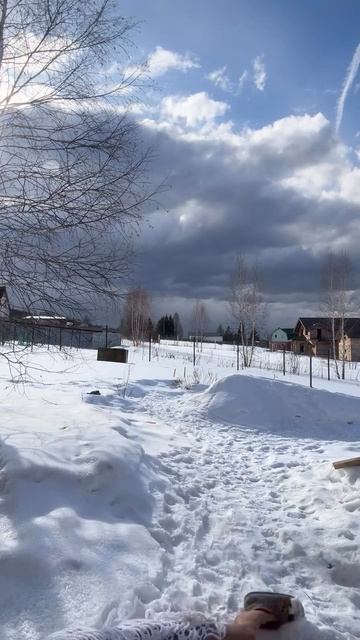 Красиво шла