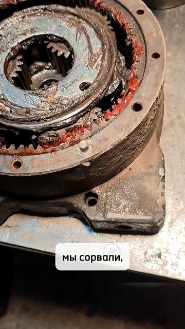 Разбор редуктора MasterWinch: болты закисли в алюминии, три стяжных не открутить. Как выкрутили?