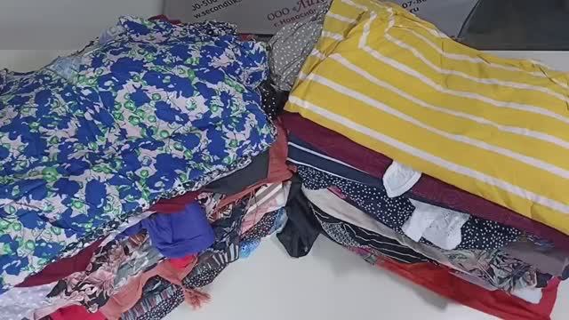 Лот 2626 Микс XL Женский Германия Экстра 1070₽-кг 25,4 кг 116 ед