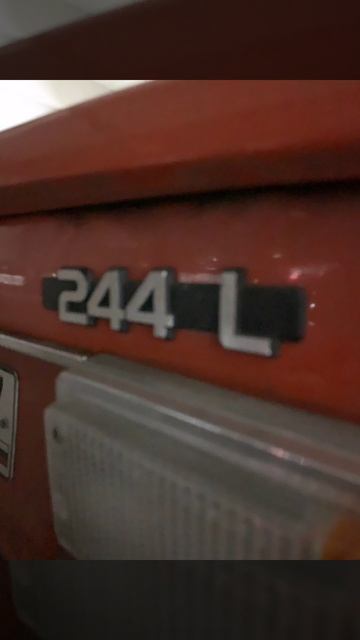 автомобили с улиц cars from the street volvo 244 L retro #top #funny #best #обзор #retro #fun