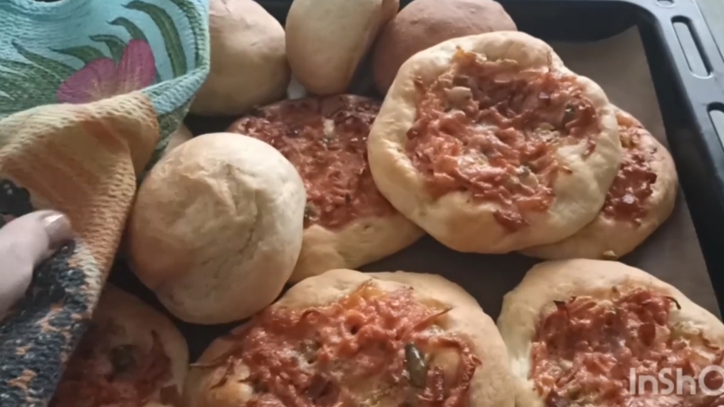 крою шорты/жду мужа/готовлю МИНИ- пиццу...