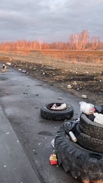 загадили парковку