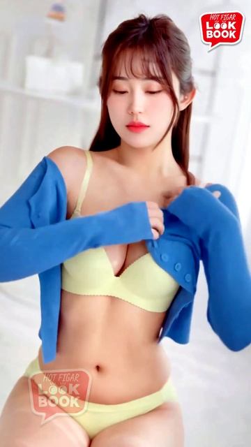 오늘 입은 속옷이 청바지랑 잘 맞는 것 같아 Underwear Lookbook Hot Figar Look Book