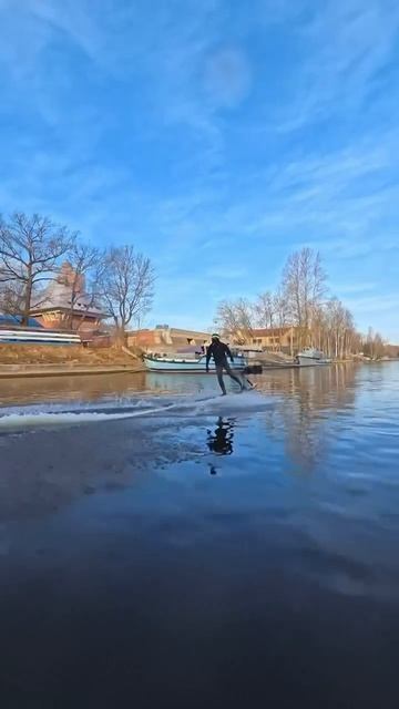 Открытие сезона мотосерфов в Санкт-Петербурге