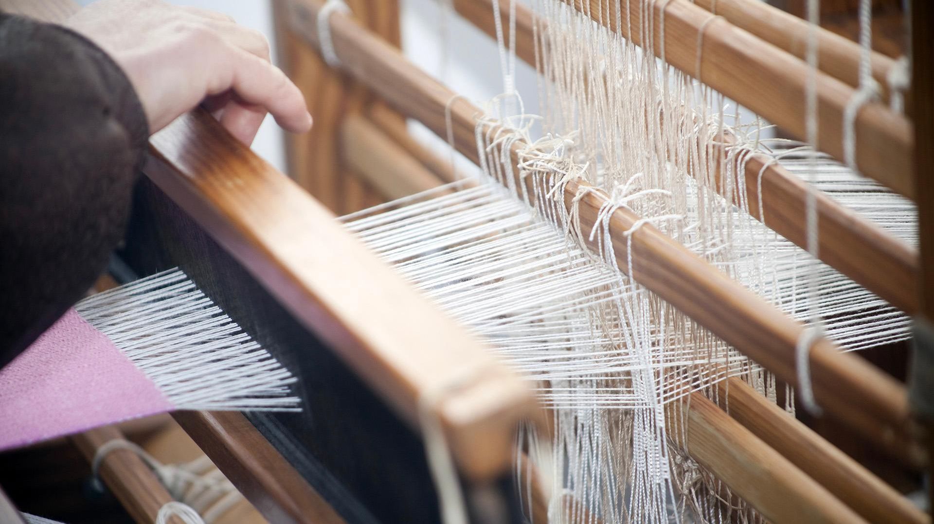 Шелковый путь в никуда. Как производили тонны шелка, там где не живут тутовые шелкопряды.