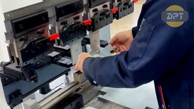 Сервоэлектрический листогибочный пресс Electra