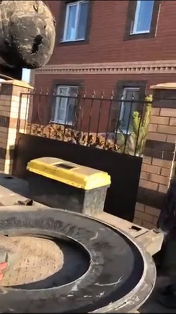 Монтаж 5 куб газгольдера через забор