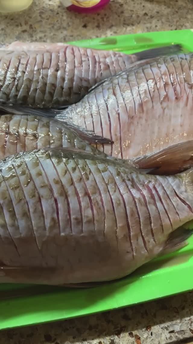 Караси - как надрезать, чтобы было почти без костей