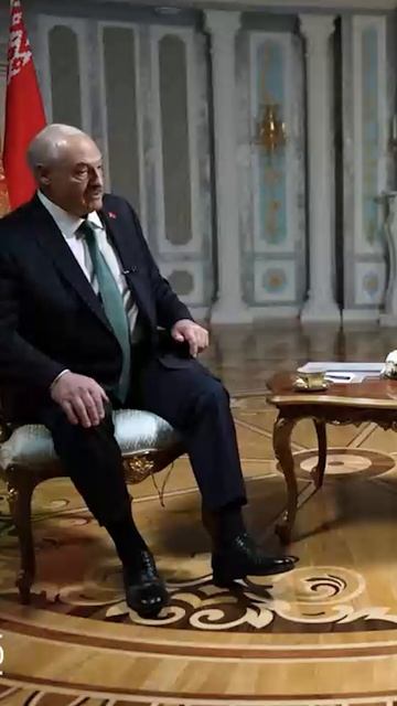 Лукашенко: США придется поучиться демократии у Беларуси