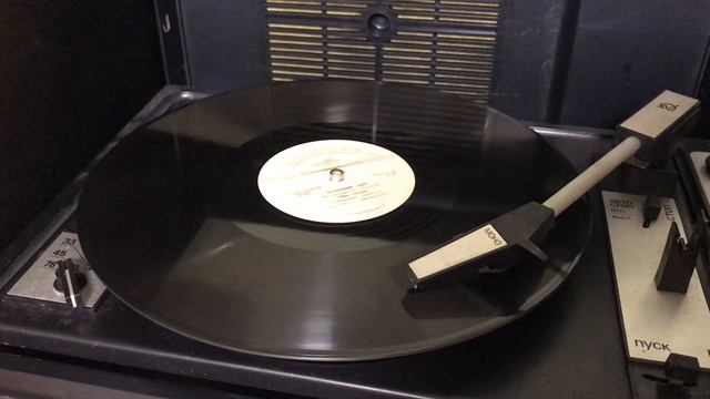 «Осенний свет» Жан Татлян Ж. Татлян - С. Льясов 78 обор