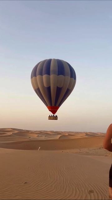Полет на воздушном шаре над пустыней #воздушныйшар #приключение #пустыня