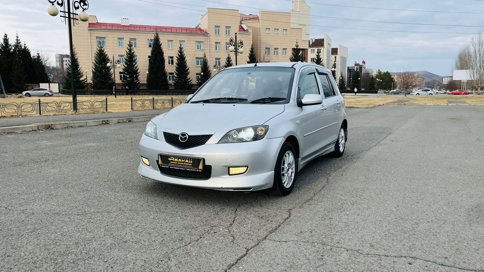 Mazda Demio, 2002 год