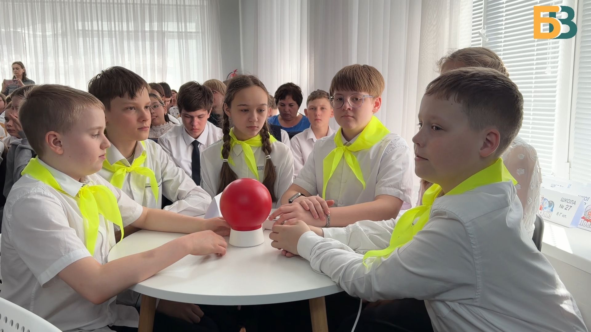 Ученики школ города Балаково сразились за звание лучших знатоков космоса