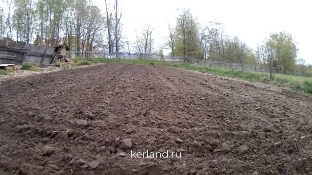 Работа плуга Kerland ПТ-225 с минитрактором Kентавр Т-244
