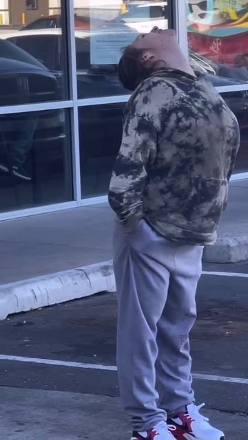 Perk Dance 😳😂 #perks #drugaddiction #dance #tiktok #trolling #outside #riteaid #zombiesurvival