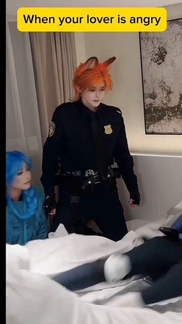 Какой мощный удар ногой! Ух ты! Какой мощный удар ногой!🤣🤣