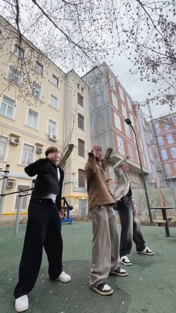 Ничего не имели ввиду, просто решили отдохнуть между записями песен