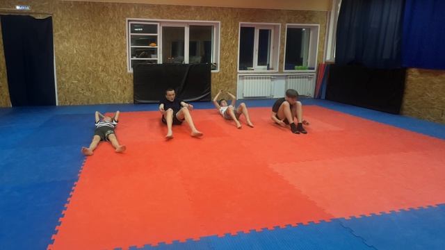 ГРУППА 10.2  Сдача силовых нормативов