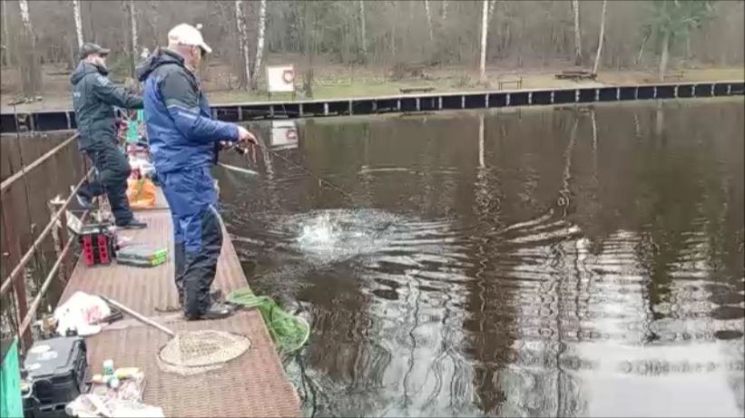 Продолжаем ловить на Спорт-зоне. Клёвое место Лосиный остров.
