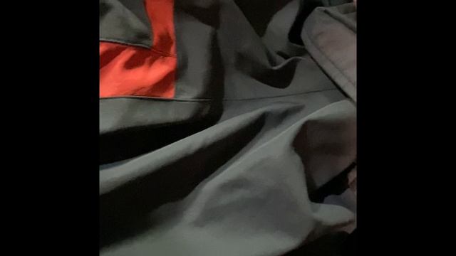 Перегрев тормозов , не ровный износ колодок , износ тормозного диска , диск сильно нагревается .