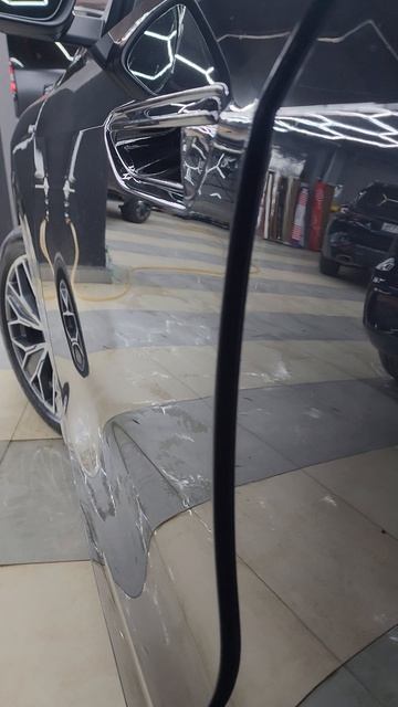 Установка доводчиков дверей на новый Audi Q5 — часть 1