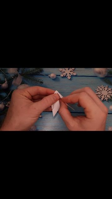 Бумажные снежинки своими руками