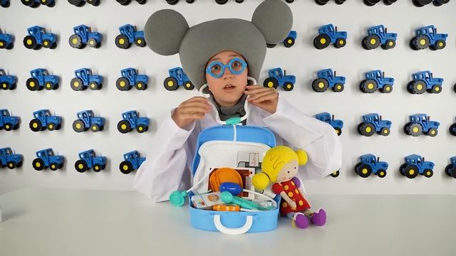 КОТЕНОК КОТЭ и РАСКРАСКИ с Наклейками - Рисуем и Играем - КуКуPlay