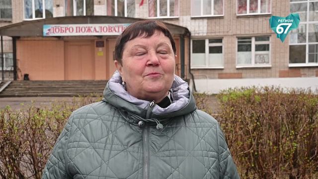 «Чистая страна»: субботник у школы №31 объединил активистов и волонтеров