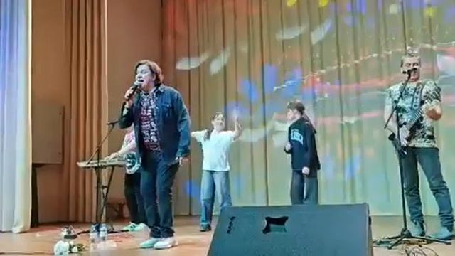 Сергей Дубровин - Ромашки(муз и сл.Ирина Вальтер)