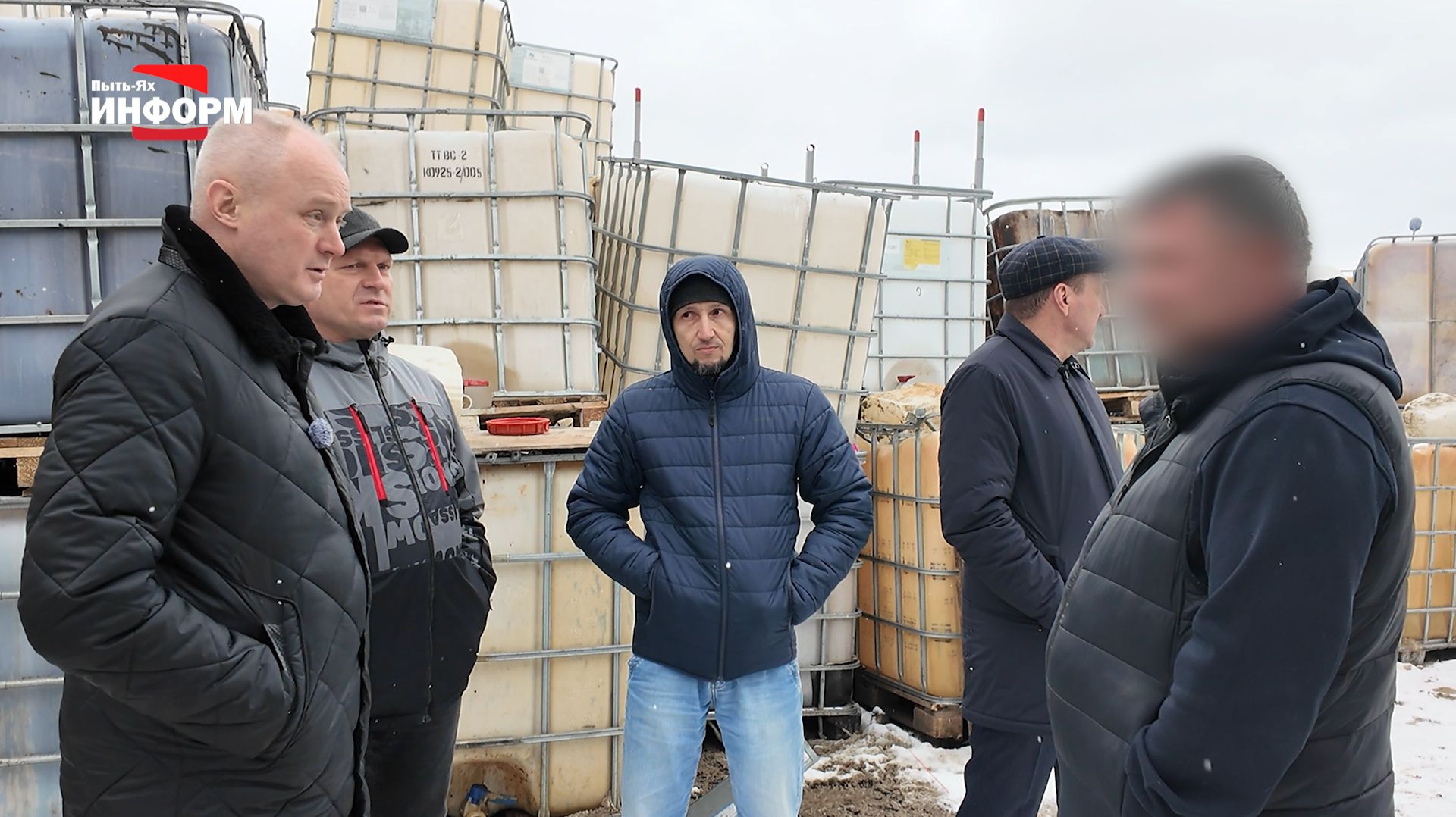 Нелегальный слив химреагентов обнаружен в Пыть-Яхе