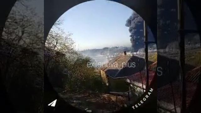 Туапсе, Краснодарский край. Горит завод