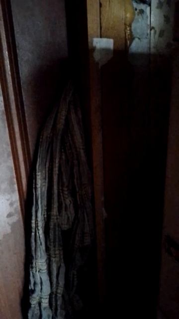 Сосед расселяться не хочет. Спасите из коммуналки! Сб 5336690144598952