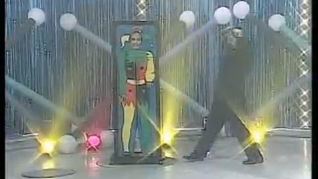 Sawing Vertically By Vanni Pule