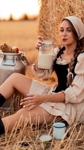 Доярка Маша