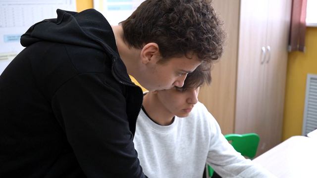 Видео о специальности: 38.02.03 (Операционная деятельность в логистике)