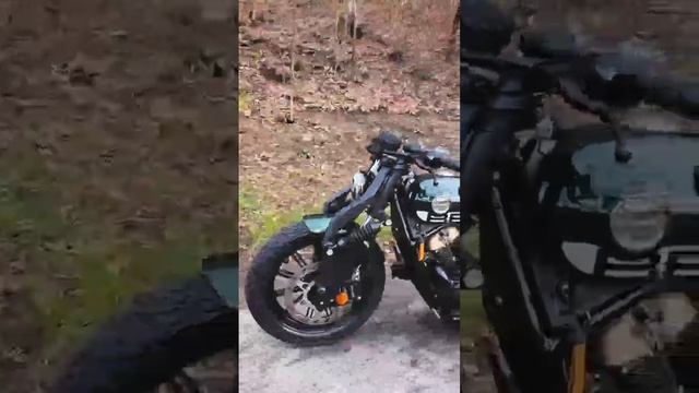 на мотоциклах.mp4