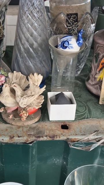 Что продаётся на блошином рынке в Подмосковье? Полный обзор на канале #винтаж #барахолка