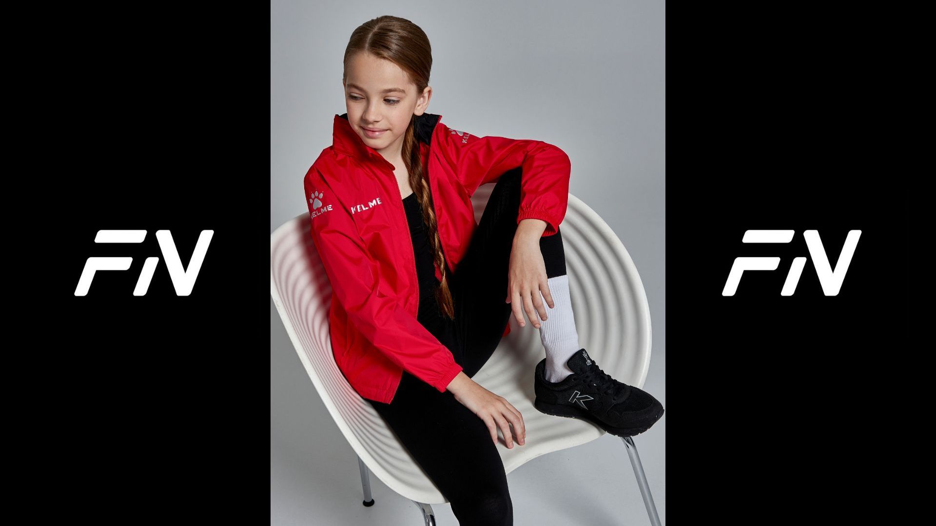 3803241-girl-600.  Куртка для девочки KELME Children's Raincoat, ветровка для девочки