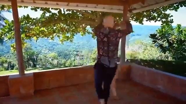 танцевальный хит взорвал интернет