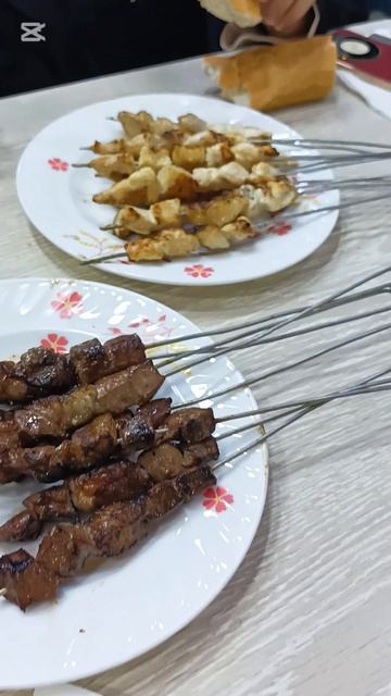 Ужин в алжирском ресторанчике #algerie #жизньвалжире #еда #setif #food