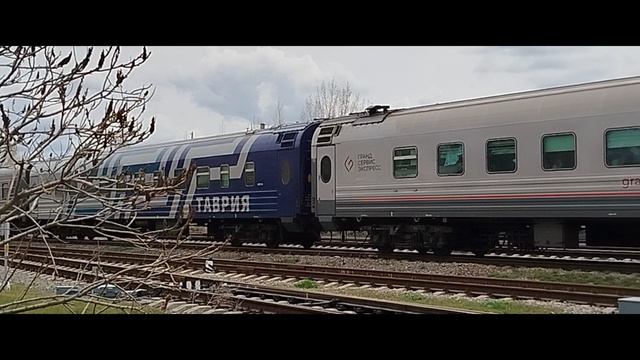 VID - 20260414 - 140408.mp4.
ТЭП70БС - 066 в заводском окрасе.